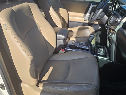 Used 2012 Toyota 4Runner Limited AWD/4WD image 11