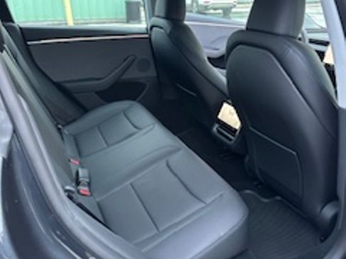 Used 2025 Tesla Model 3 Long Range image 9