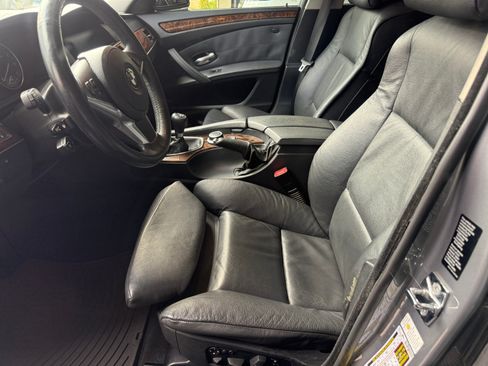 Used 2008 BMW 550i Sedan image 5