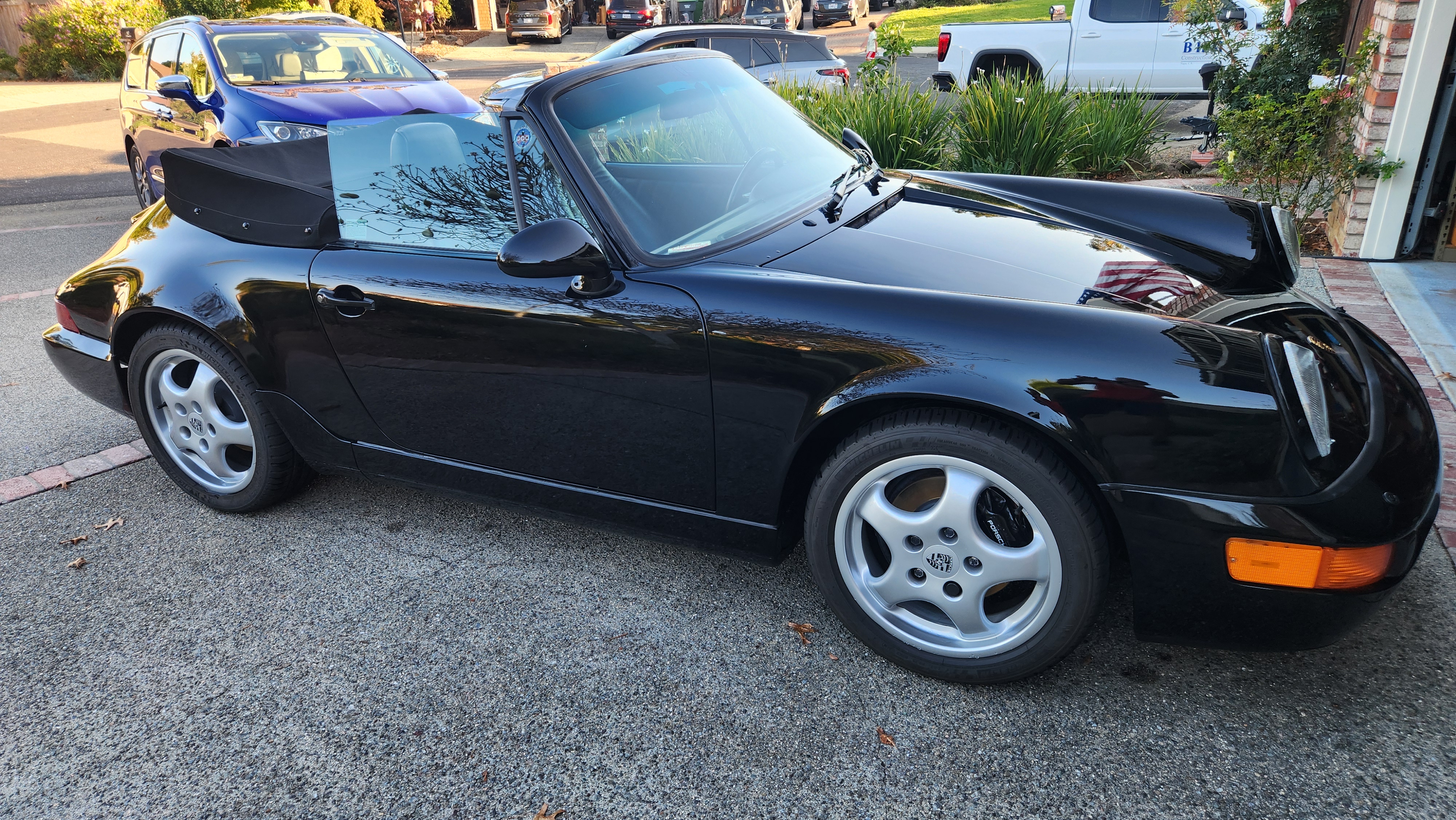 Used 1993 Porsche 911 Carrera RWD image 1