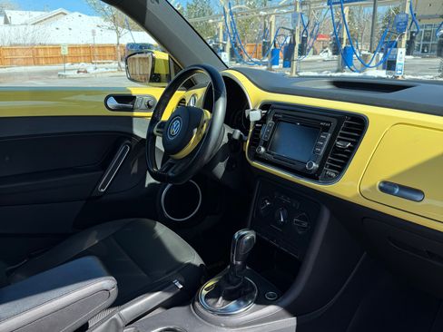 Used 2014 Volkswagen Beetle 1.8T image 31