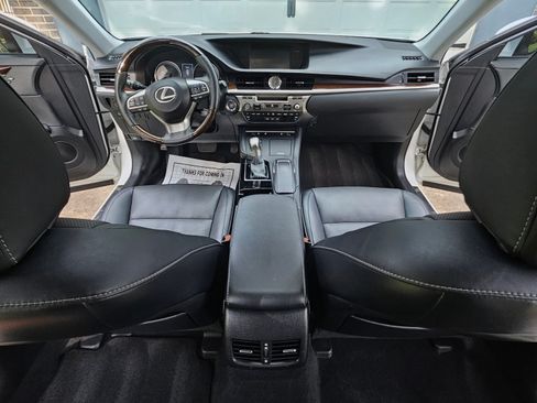 Used 2017 Lexus ES 350 w/ Navigation System Package FWD image 32
