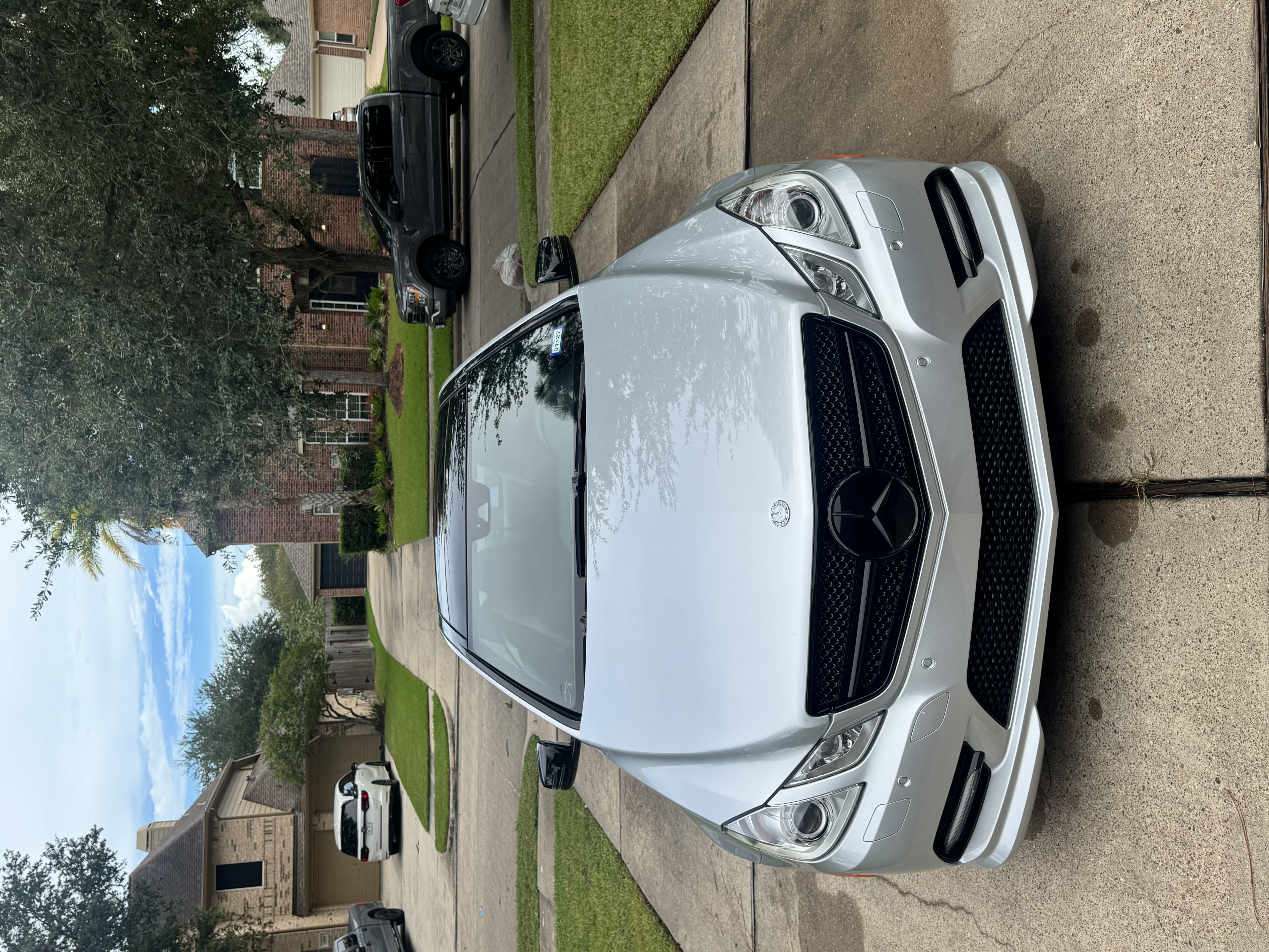 Used 2013 Mercedes-Benz E 550 Coupe image 4