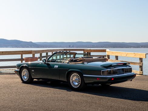 Used 1995 Jaguar XJS V12 Convertible image 19