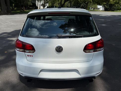 Used 2012 Volkswagen GTI 2-Door FWD image 6