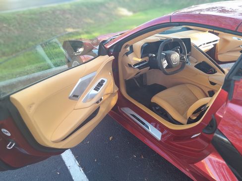 Used 2025 Chevrolet Corvette Stingray Premium Conv w/ 3LT image 6