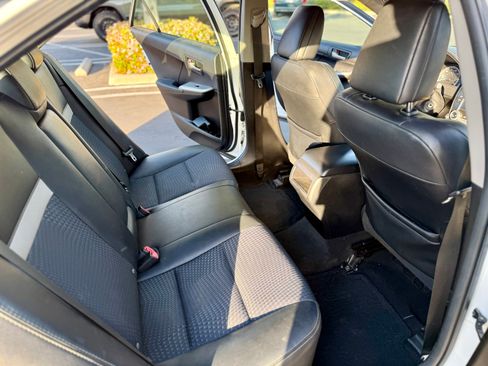 Used 2012 Toyota Camry SE image 9