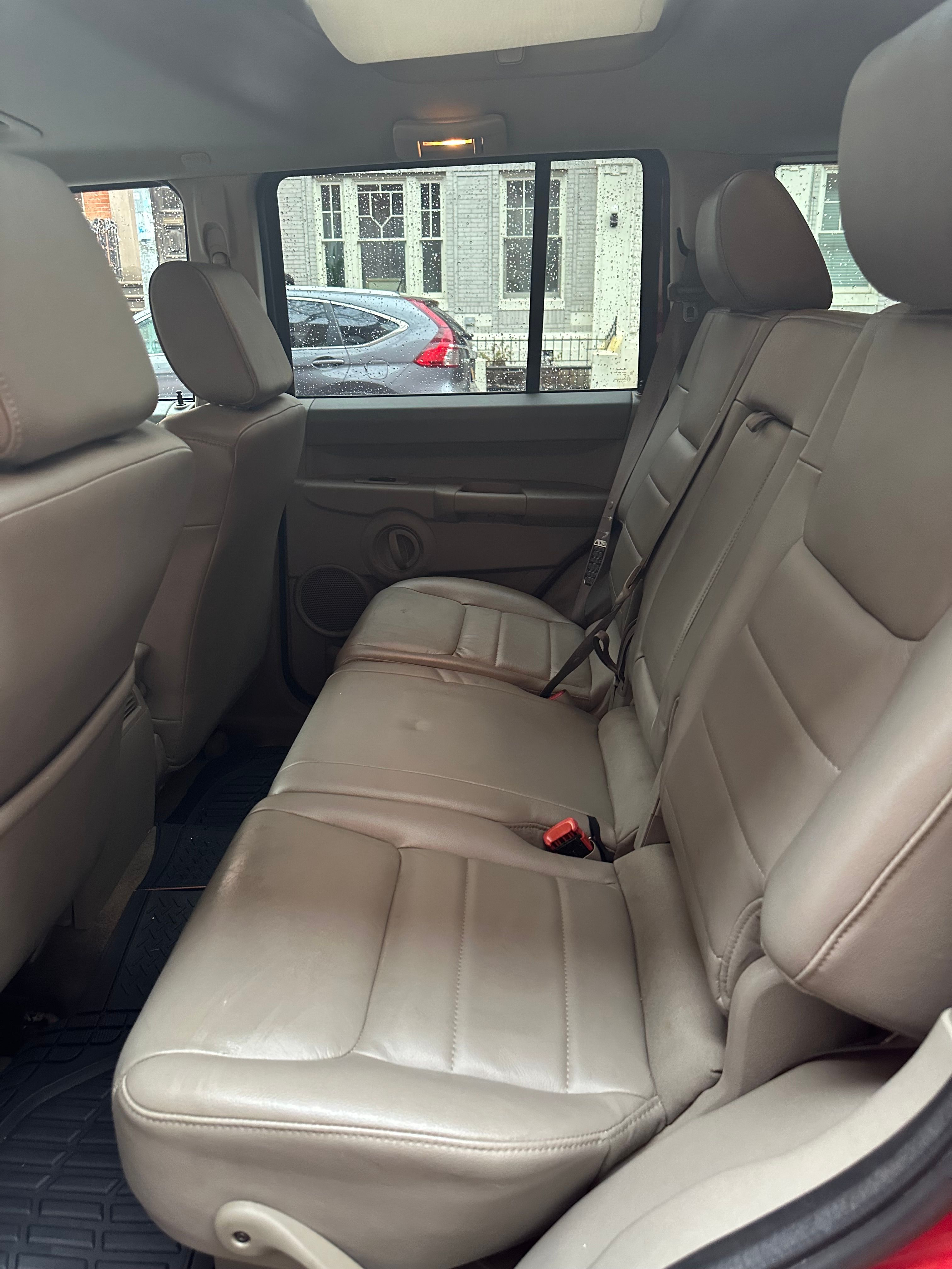 Used 2006 Jeep Commander 4WD image 12