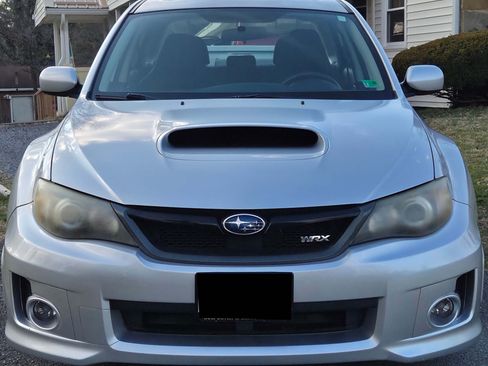 Used 2011 Subaru Impreza WRX Premium image 2