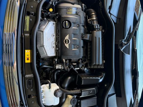 Used 2013 MINI Cooper Convertible FWD image 11