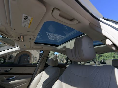 Used 2015 Mercedes-Benz S 550 Sedan image 12