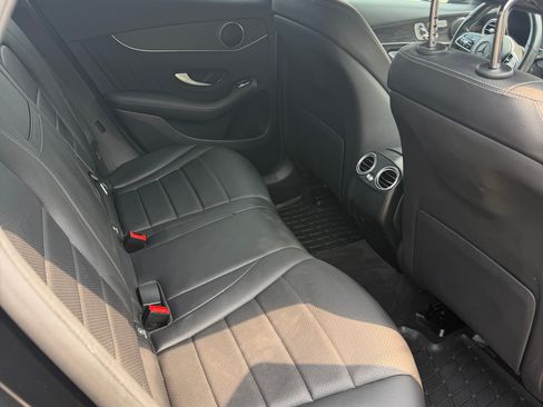 Used 2022 Mercedes-Benz GLC 300 4MATIC image 6