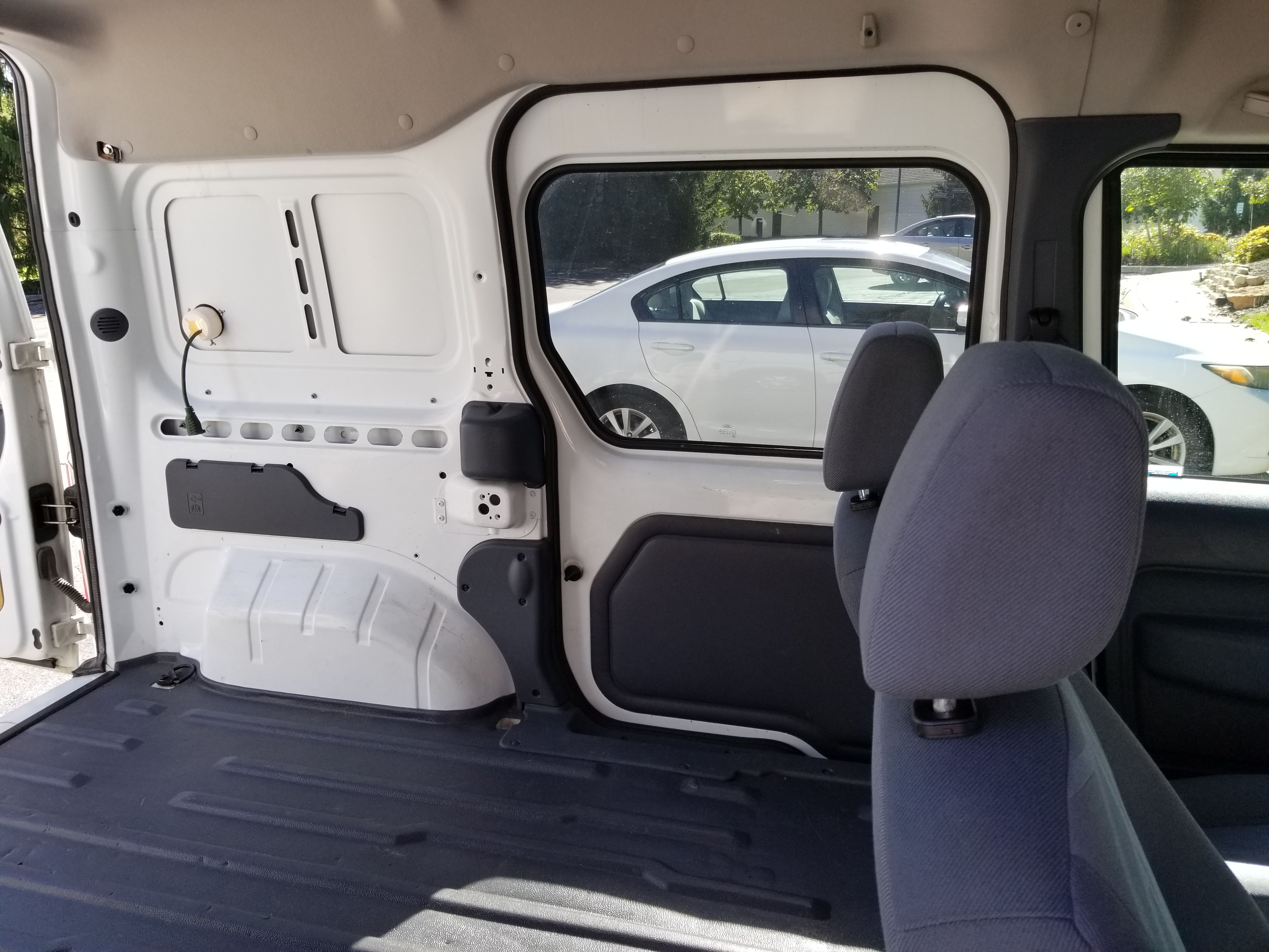 Used 2013 Ford Transit Connect XLT FWD image 6