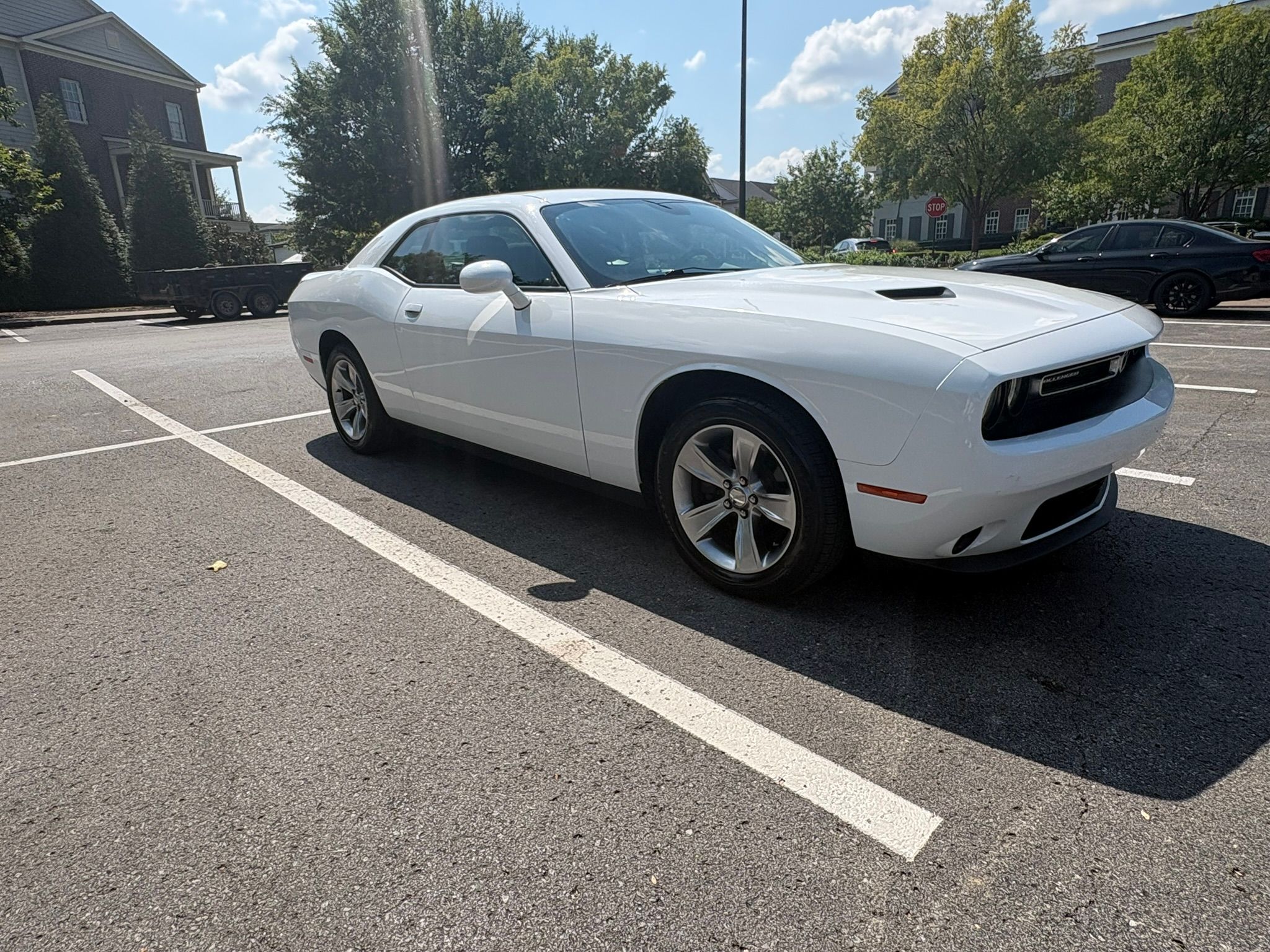 Used 2020 Dodge Challenger SXT RWD image 1