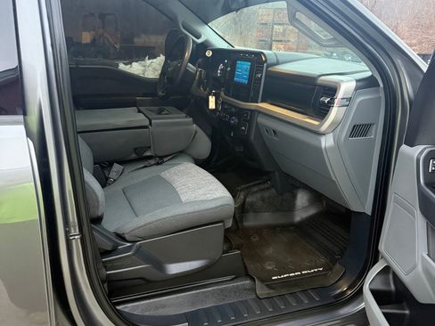Used 2024 Ford F250 XLT w/ 360-Degree Camera Package image 8