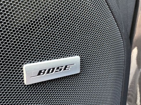 Used 2021 Chevrolet Suburban Z71 image 9