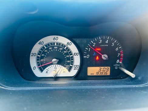 Used 2006 Scion xA Hatchback 4D image 10