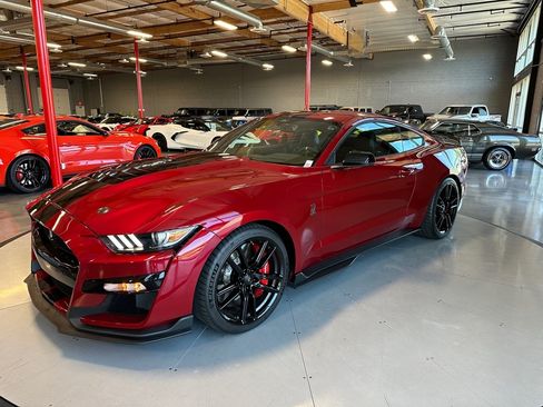 Used 2021 Ford Mustang Shelby GT500 w/ Technology Package image 20