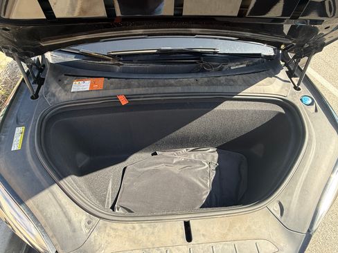 Used 2016 Tesla Model X 90D image 18