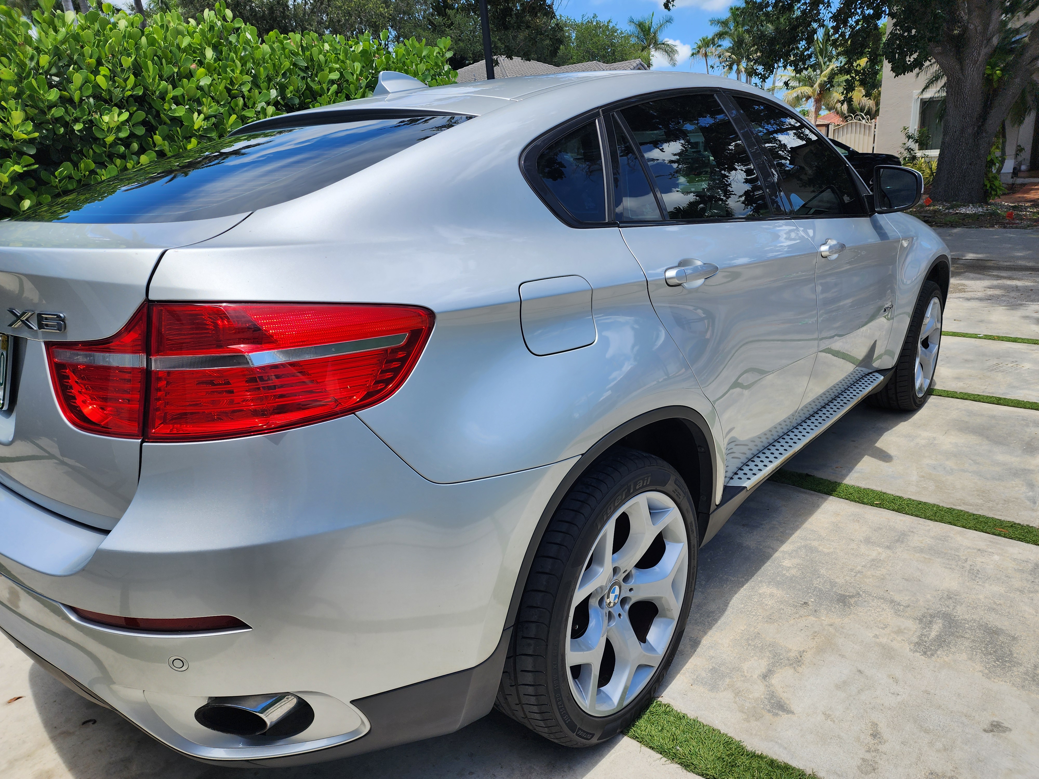 Used 2011 BMW X6 xDrive35i AWD/4WD image 10