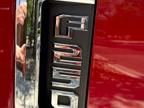 Used 2021 Ford F250 Lariat w/ Tremor Off-Road Package image 32