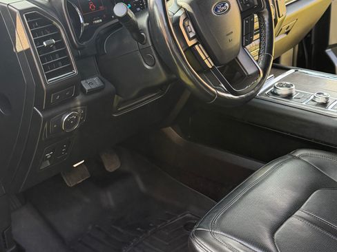 Used 2018 Ford Expedition Max Limited w/ Equipment Group 302A image 13