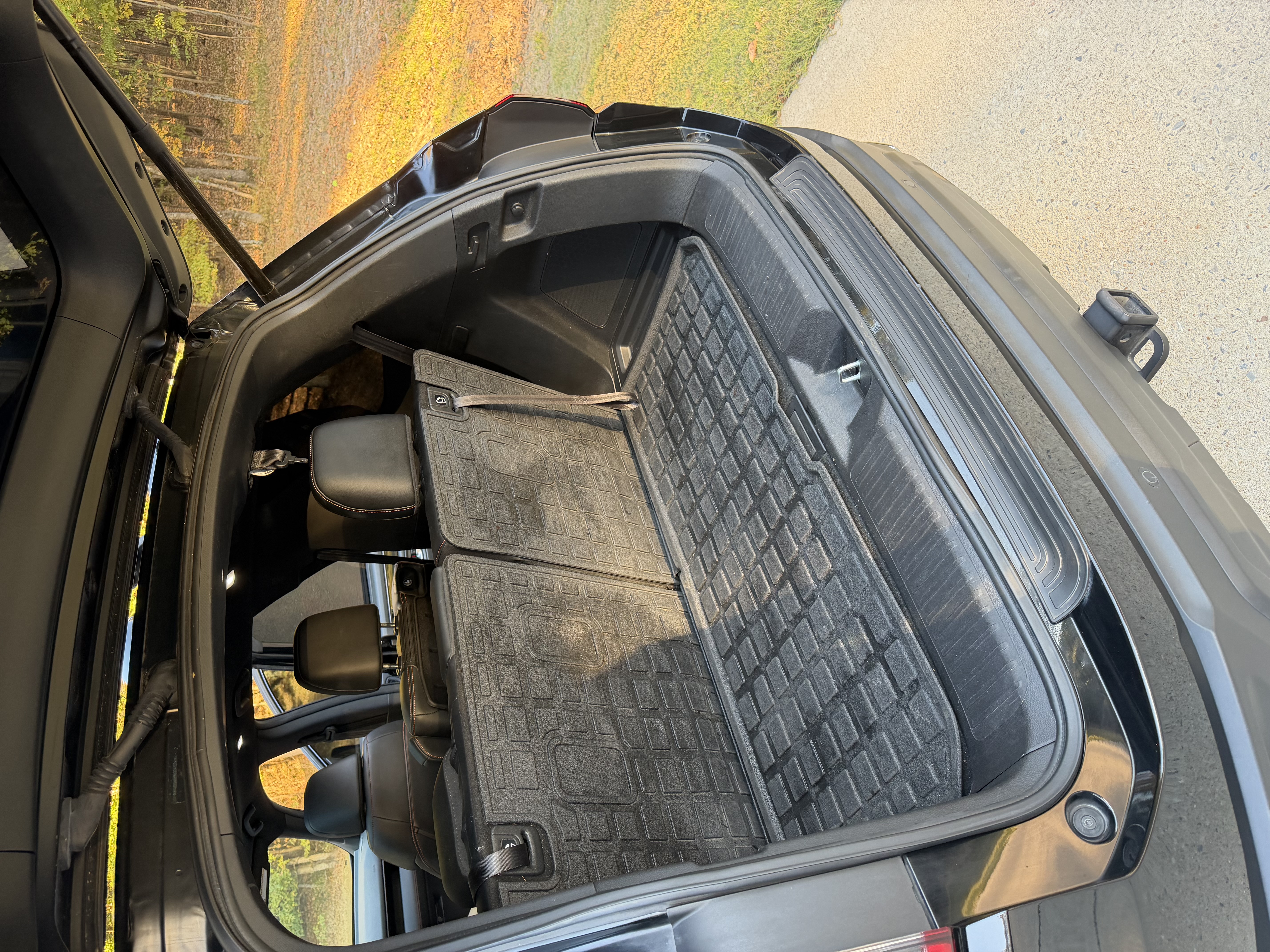 Used 2023 Honda Pilot TrailSport image 5