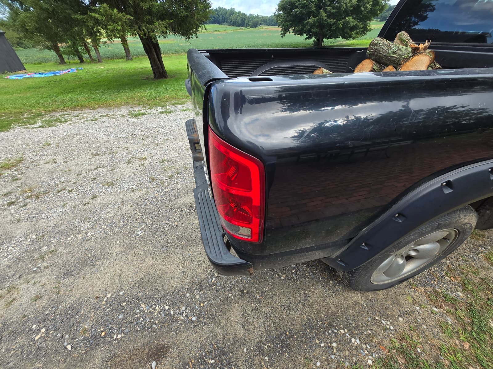 Used 2004 Dodge Ram 1500 Truck SLT w/ Sport Appearance Group AWD/4WD image 14
