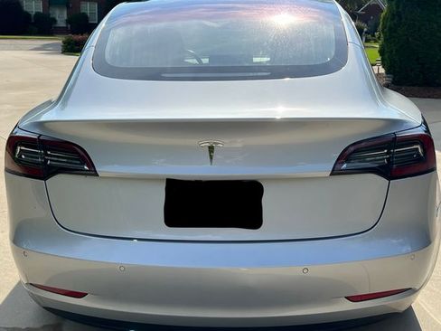 Used 2018 Tesla Model 3 Long Range image 8