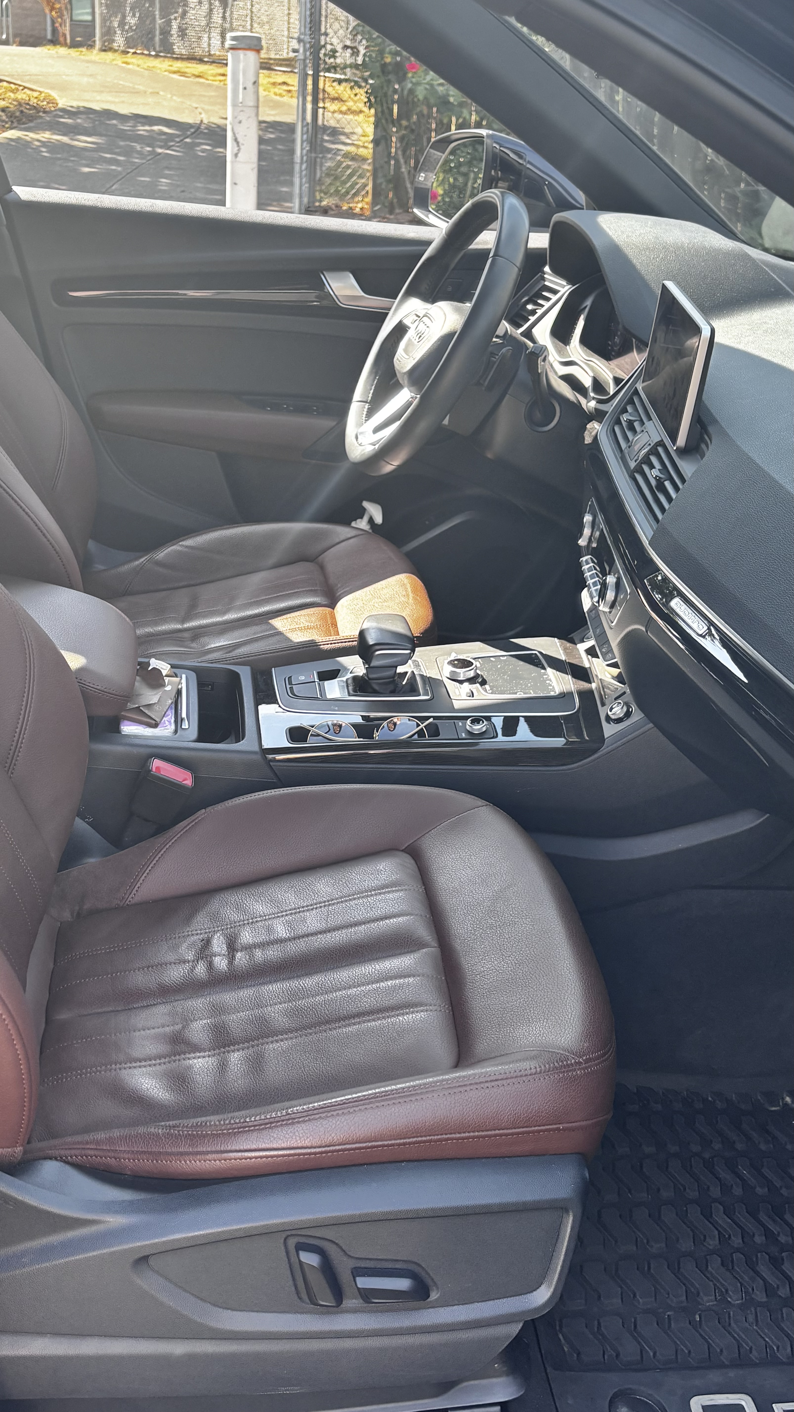 Used 2018 Audi Q5 2.0T Premium Plus w/ Premium Plus Package AWD/4WD image 5