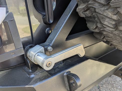 Used 2016 Jeep Wrangler Unlimited Sport image 9