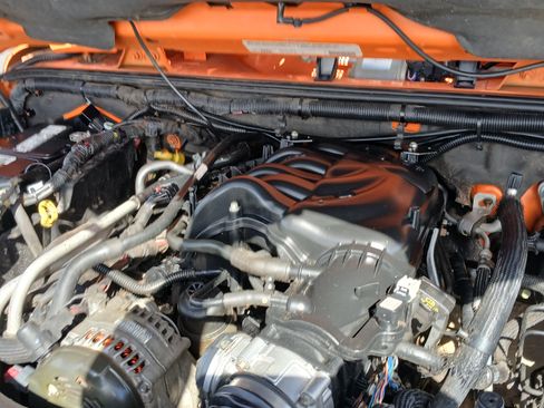 Used 2012 Jeep Wrangler Rubicon w/ PWR Convenience Group image 12