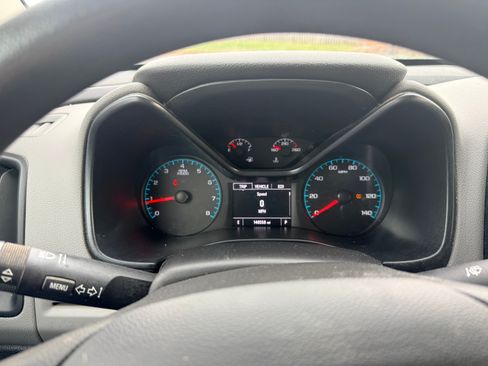 Used 2017 Chevrolet Colorado W/T w/ WT Convenience Package image 2