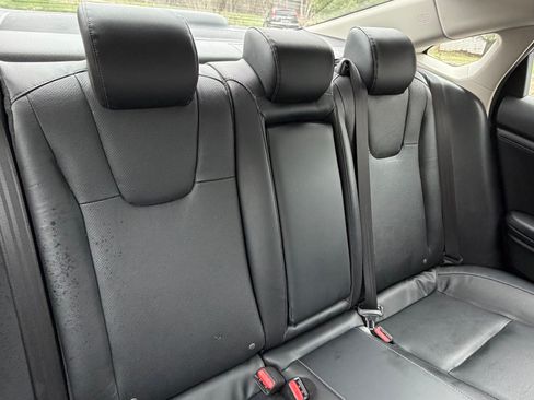 Used 2020 Honda Insight Touring image 12