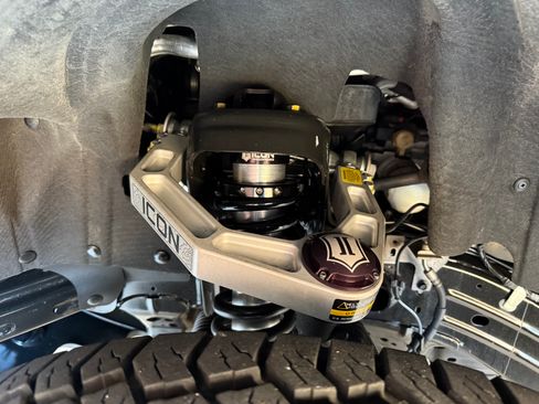 Used 2022 Ford Bronco Big Bend image 19