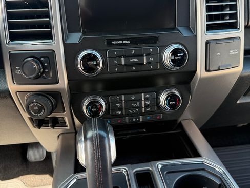 Used 2020 Ford F150 Platinum w/ Equipment Group 701A Luxury image 11