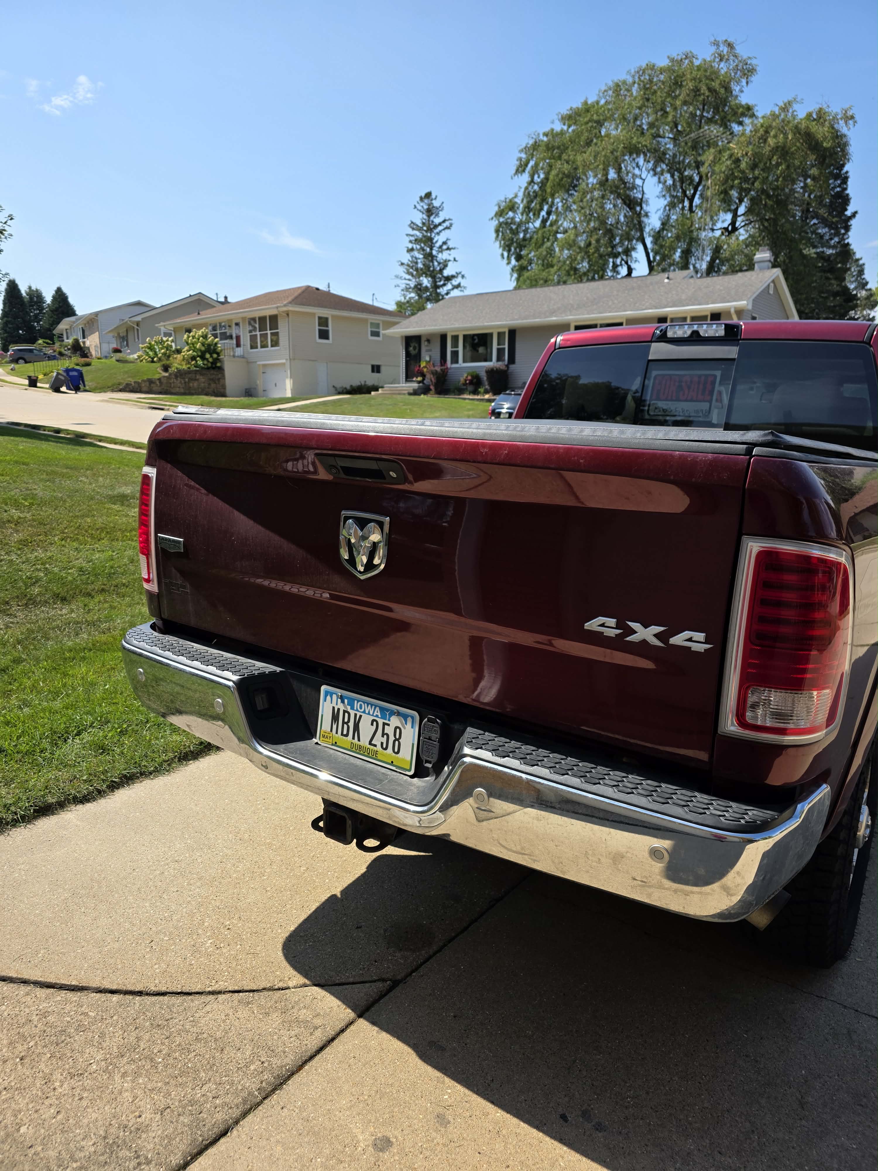 Used 2018 RAM 2500 Laramie w/ Off Road Package AWD/4WD image 11