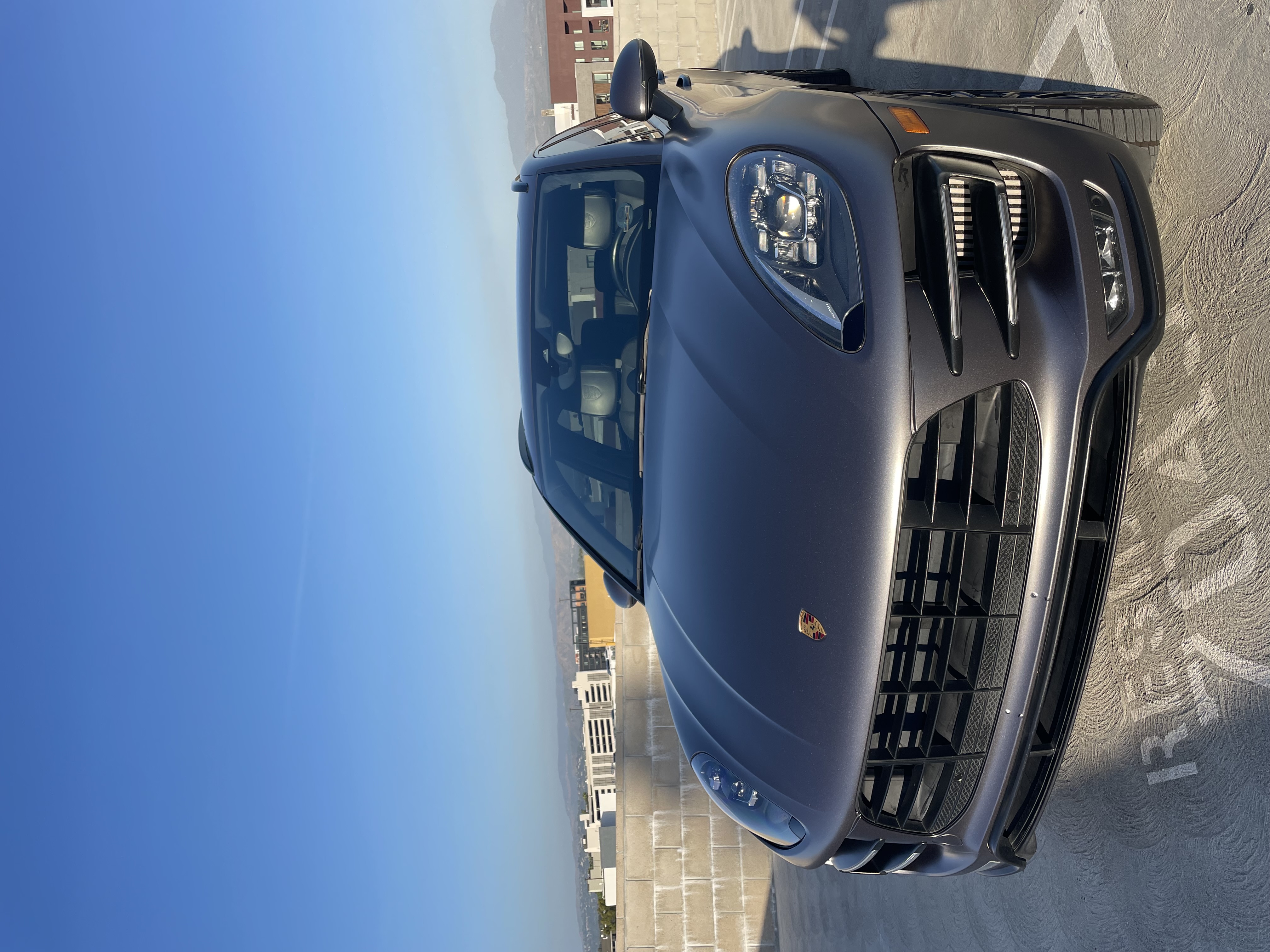 Used 2018 Porsche Macan Turbo AWD/4WD image 10