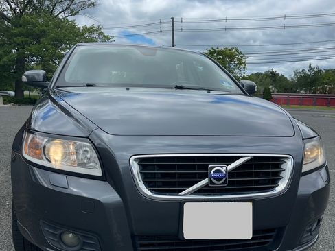 Used 2010 Volvo V50 2.4i FWD image 4