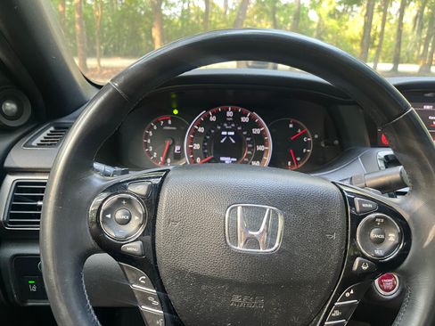 Used 2016 Honda Accord EX-L image 11