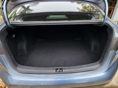 Used 2021 Toyota Corolla LE image 16