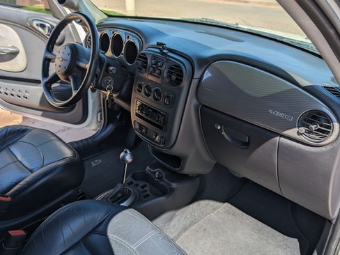 Used 2003 Chrysler PT Cruiser GT image 9