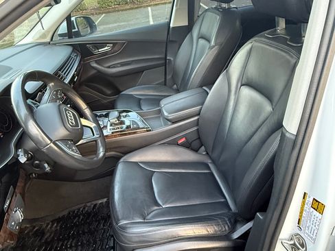 Used 2018 Audi Q7 3.0T Premium Plus image 11