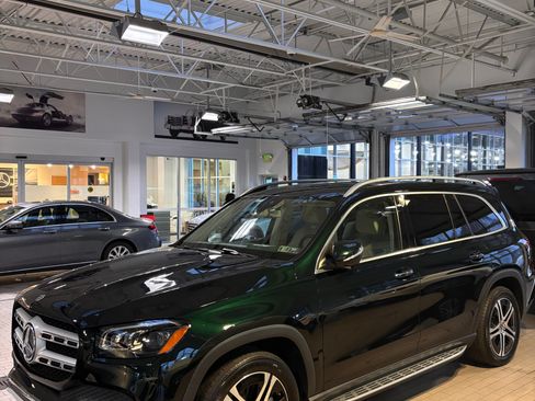 Used 2020 Mercedes-Benz GLS 450 4MATIC image 5