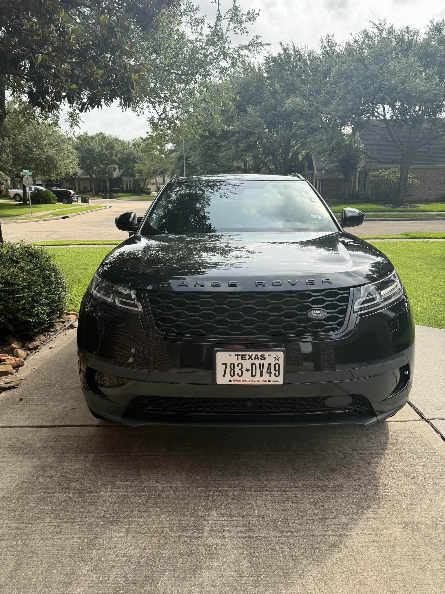 Used 2019 Land Rover Range Rover Velar S AWD/4WD image 2