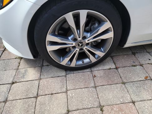 Used 2018 Mercedes-Benz C 300 Sedan image 13