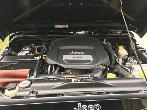 Used 2017 Jeep Wrangler Sport w/ Quick Order Package 24S image 18