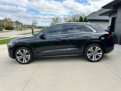 Used 2019 Audi Q8 Premium Plus w/ Premium Plus AWD/4WD image 2