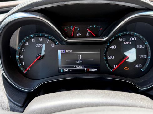 Used 2015 Chevrolet Impala LT w/ Convenience Package FWD image 6