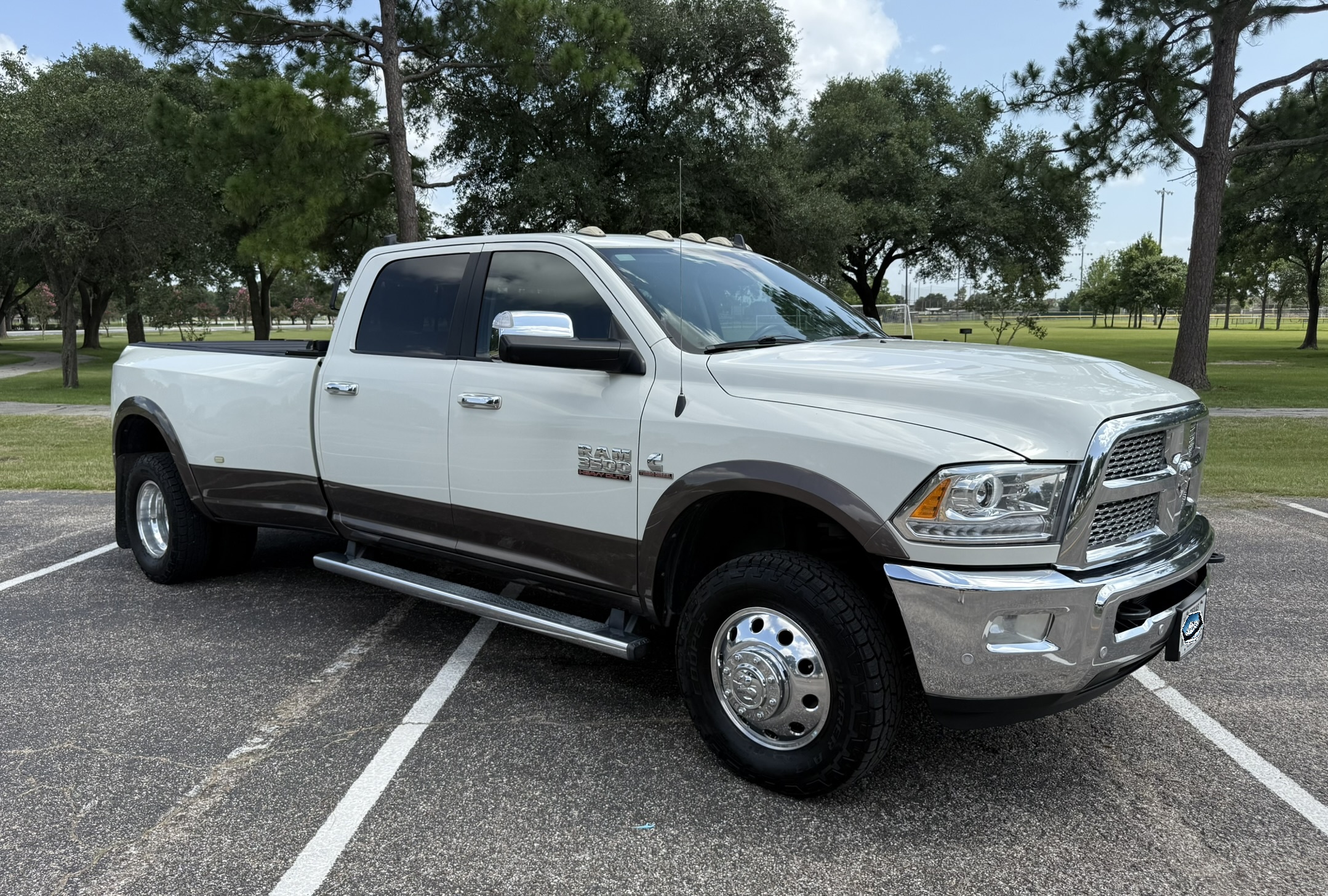 Used 2018 RAM 3500 Laramie AWD/4WD image 4